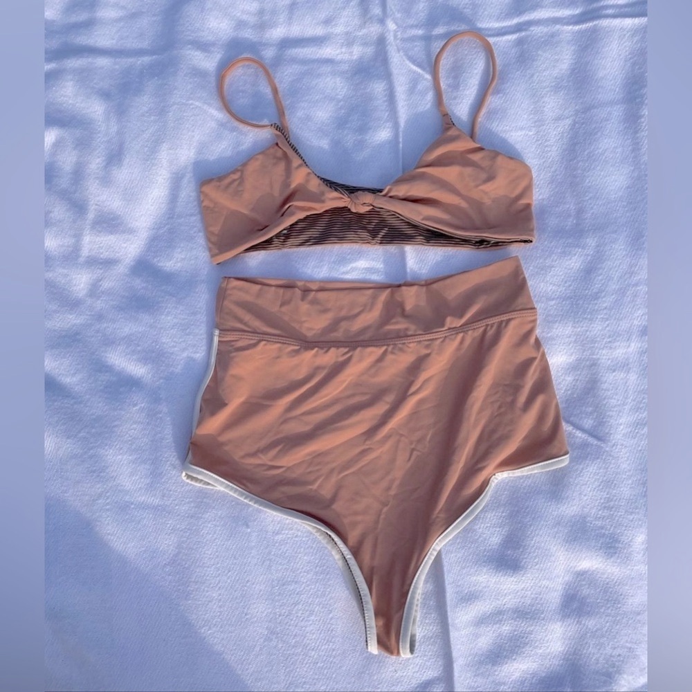 Acacia swim